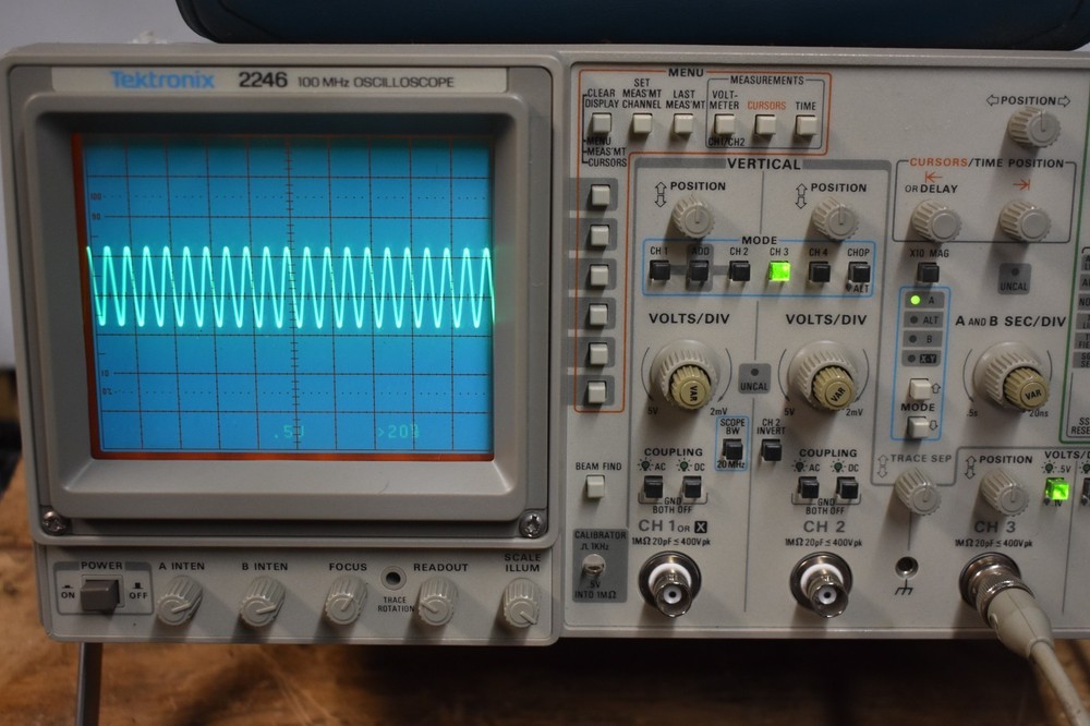 TEKTRONIX 2246 OSCILLOSCOPE