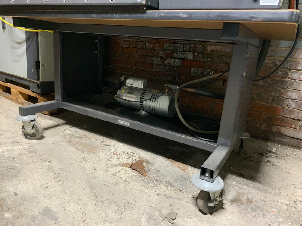 Labconco Controlled Atmosphere Glove Box Model 5080100