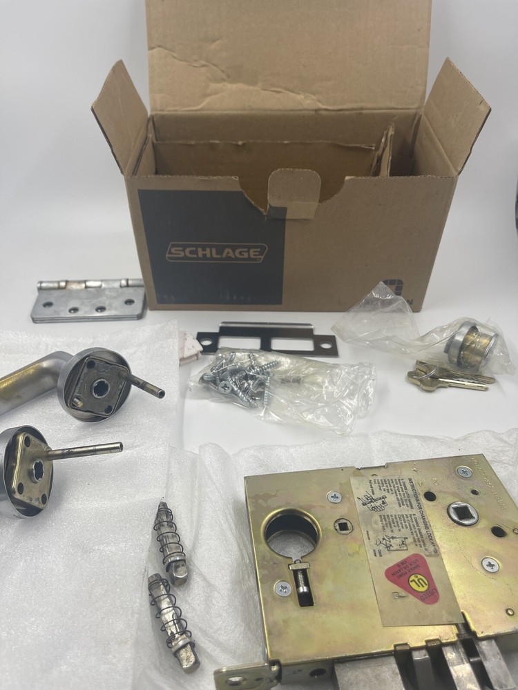 L9092EUP 06 626 00A RH schlage Electrically locking/unlocking (sold As Is)