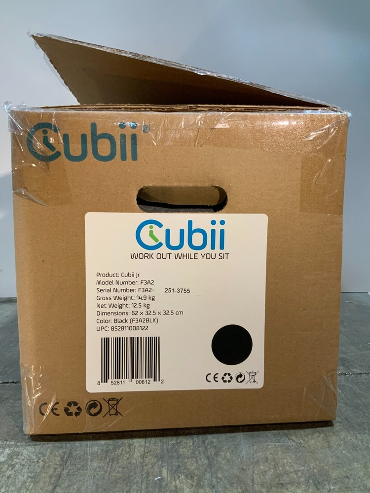 CUBII JR F3A2 Compact Seated Elliptical Black