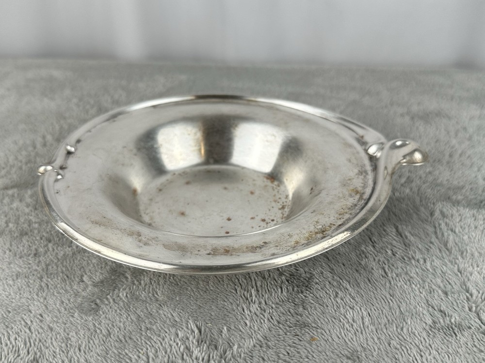 Antique WM Rogers #948 nut bowl candy bon bon silver plated 6”