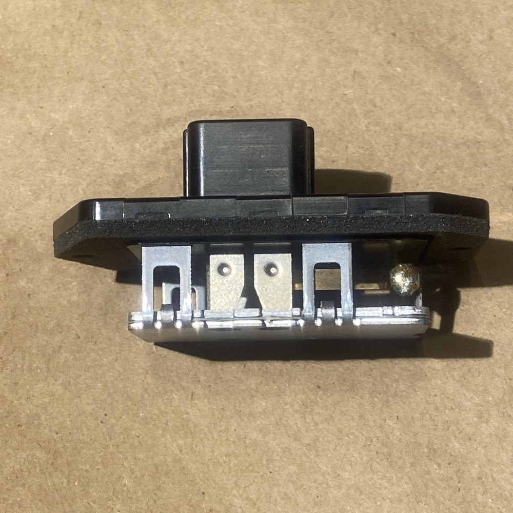 Genuine Mopar Blower Motor Resistor 68048900AA