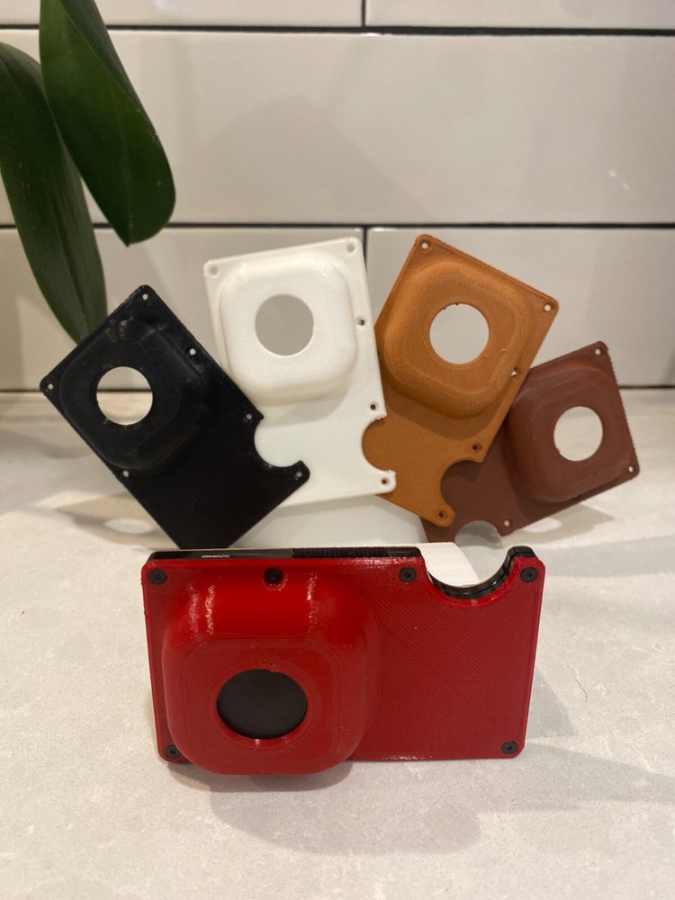 RidgeWallet SamTag Faceplate