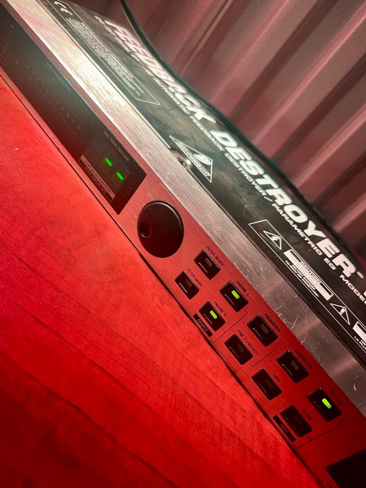 Behringer DSP1124P 24-Bit Dual Engine Feedback Destroyer Parametric EQ