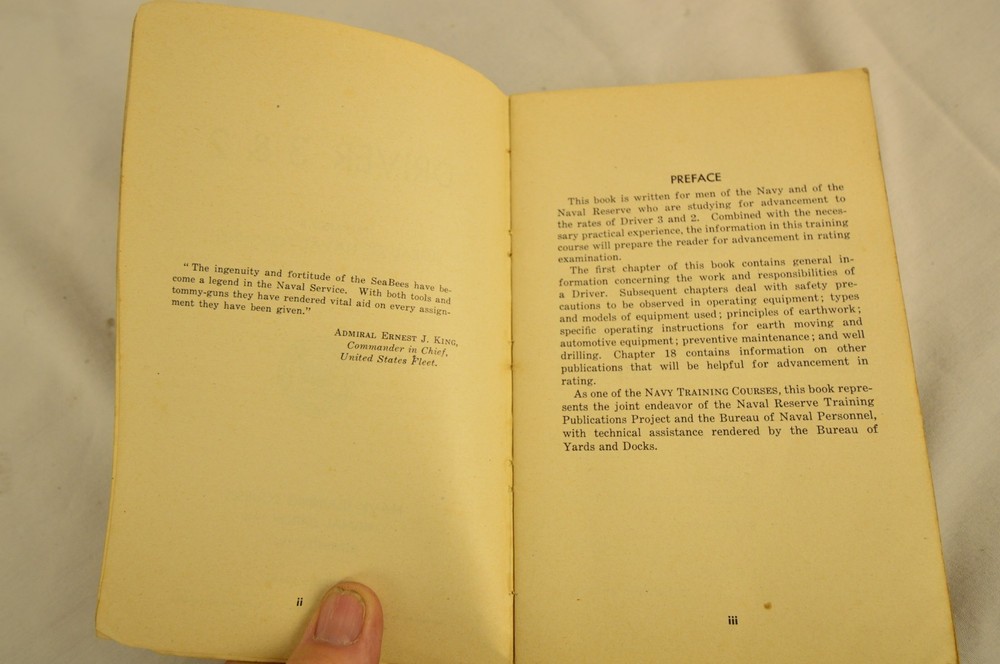 U.S. Navy Navpers 10640 Driver 3 & 2 Basic Training Book 1951 Edition 8" x 5"