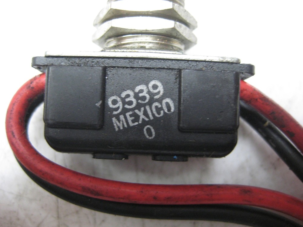 INDUSTRIAL SPARE 9339 TOGGLE SWITCH UNMP