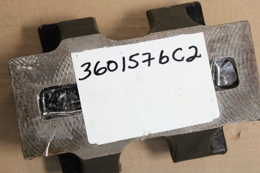 New International Seat Part# 3601576C2