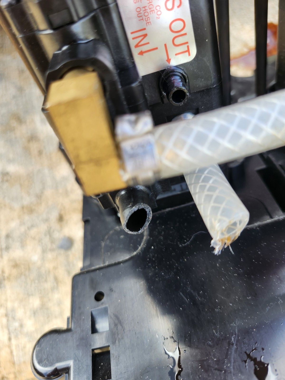 FLAVORBURST FB80S-08 Frozen Beverage Flavor Injector with Pumps and gauge