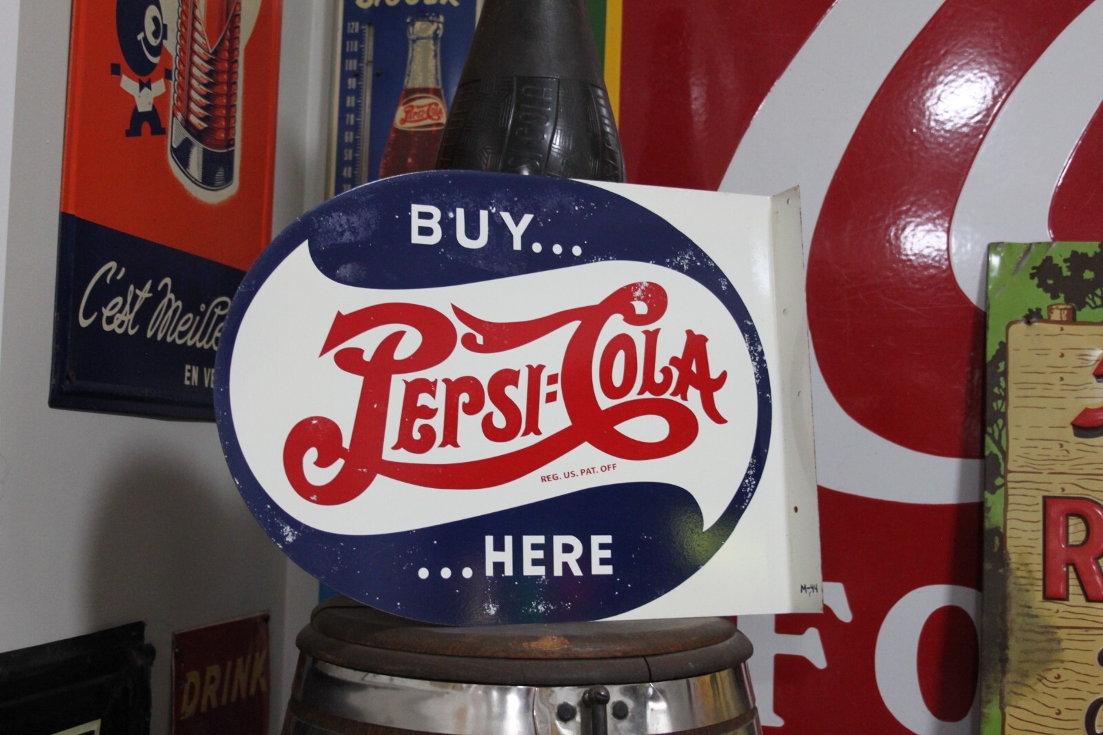 SCARCE 1944 PEPSI COLA SODA POP 2-SIDED PAINTED METAL FLANGE DEALER SIGN COKE