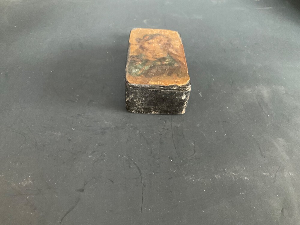 Antique Circa 1800's Lacquerware Paper Mache Snuff Box