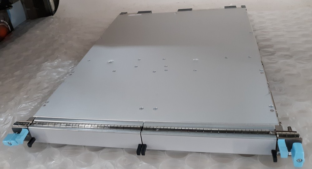 Juniper  MPC2E-3D-NG Modular Port Concentrator Expansion Module