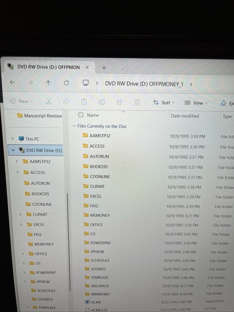 Microsoft Office Professional & Bookshelf Designed for Windows 95 2-Disc CD-ROM