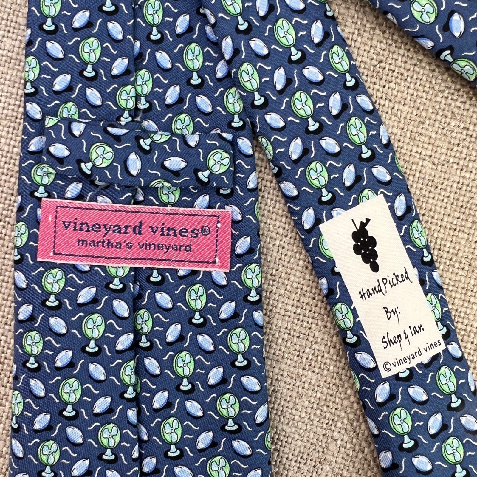 Vineyard Vines Tie Boy Silk Football Fan Vineyard 49x3.25 Hand Made USA Core Nw