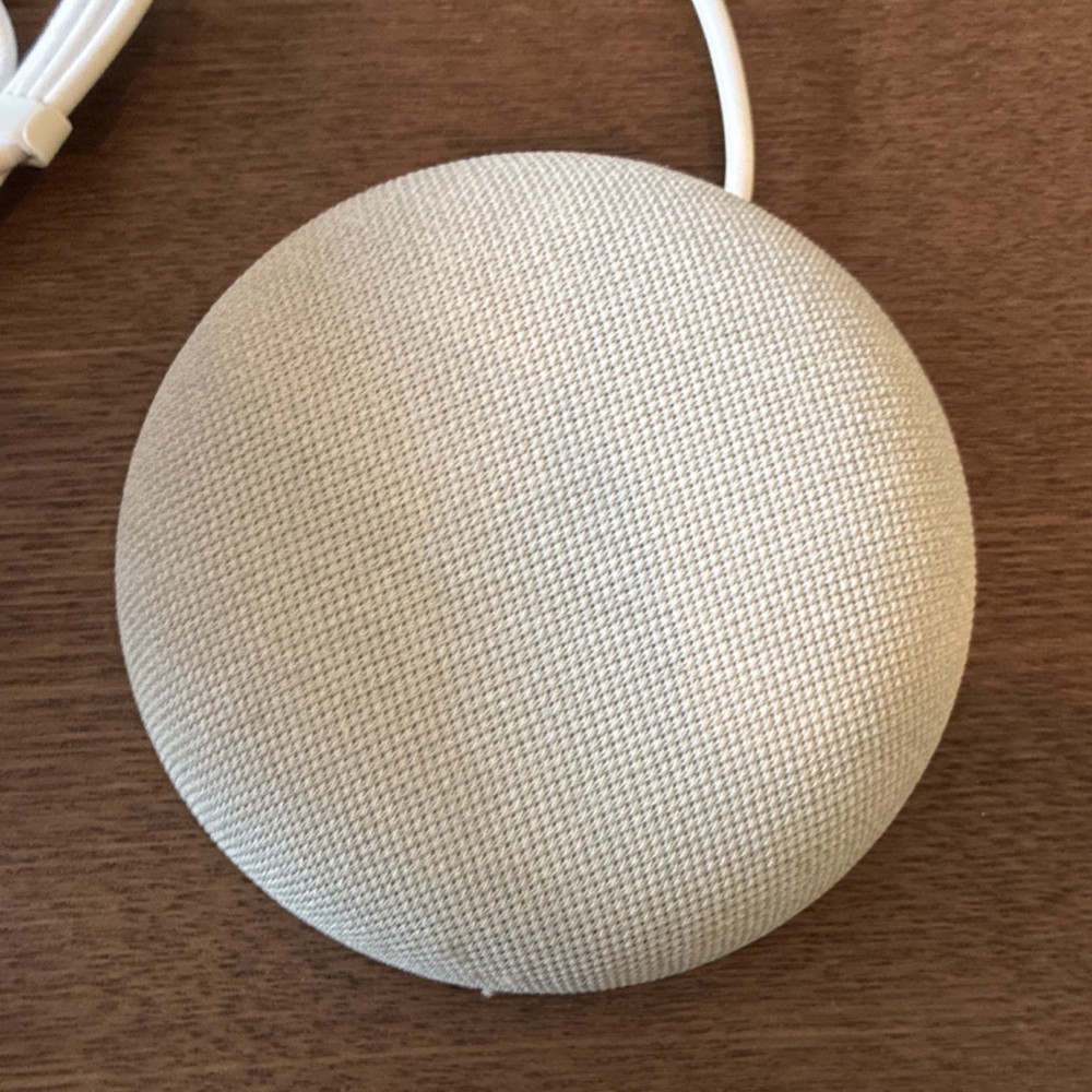 Google Home Mini Smart Speaker Gray Type A Plug Voice Control Wi-Fi