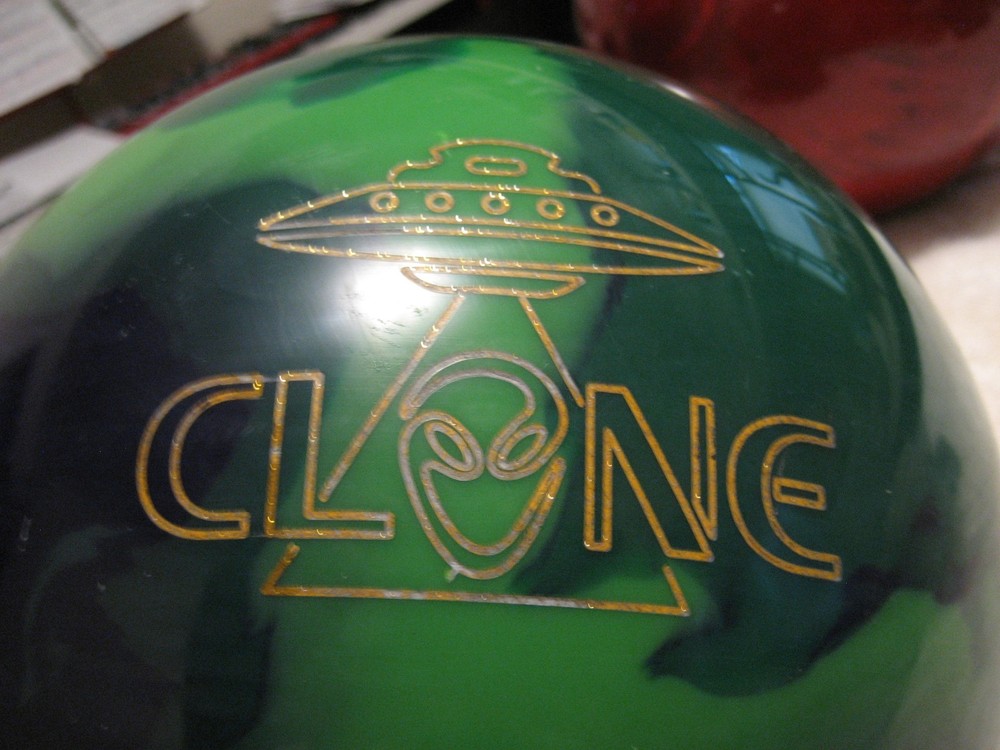 Roto Grip Clone  bowling ball 14 LB.