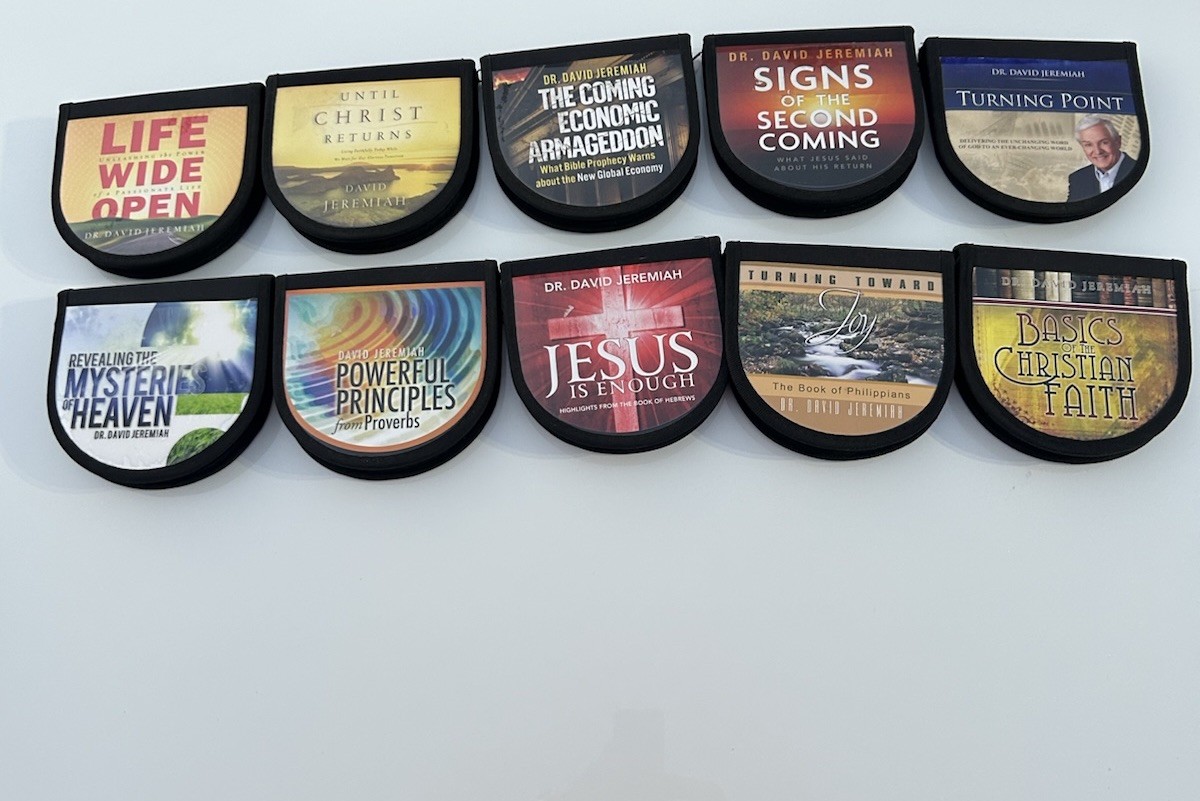 Dr. David Jeremiah Lot of 10 CDs Sermons and Teachings Series zippered cases