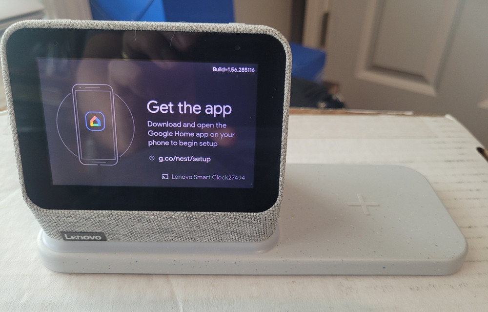 Lenovo Smart Clock 2 with Wireless Charging Dock -Heather Gray w/box