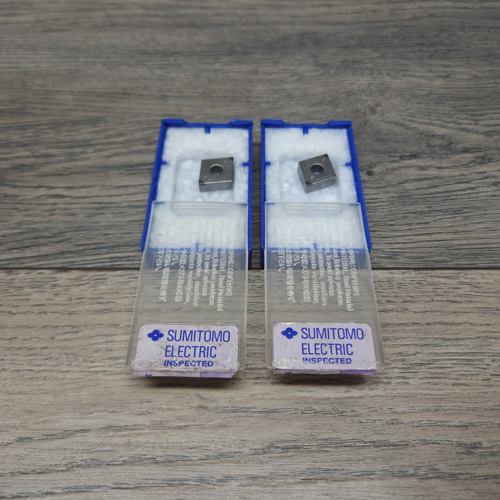 Sumitomo Turning Insert 2NUCNGA431 BN300 Lot Of 2