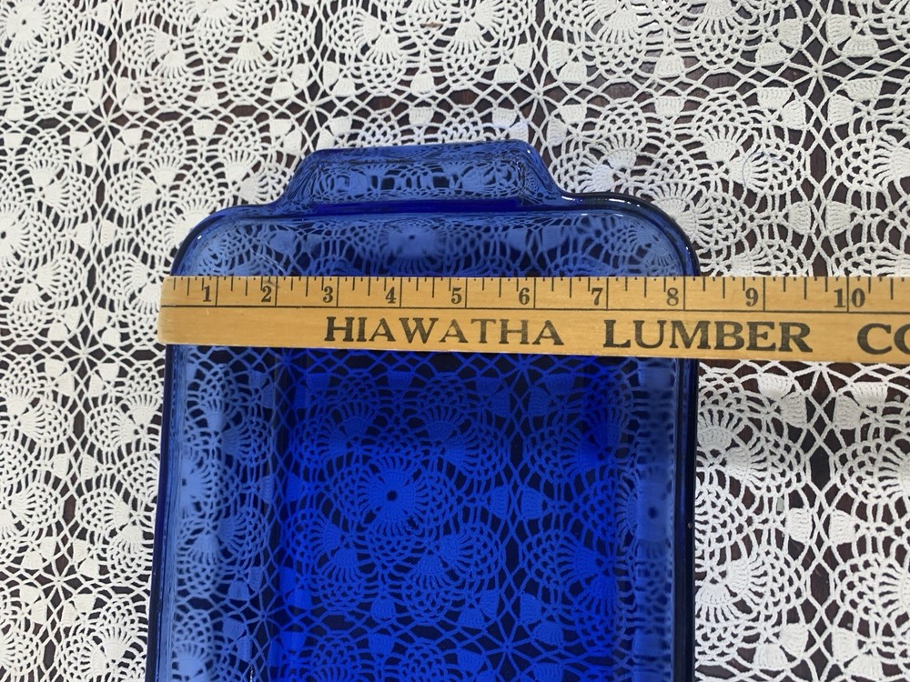 Anchor Ovenware 8x11.5x2” 2 Quart Baking Dish.