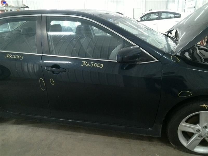 CAMRY 2013 High Mounted Stop Light 104698254