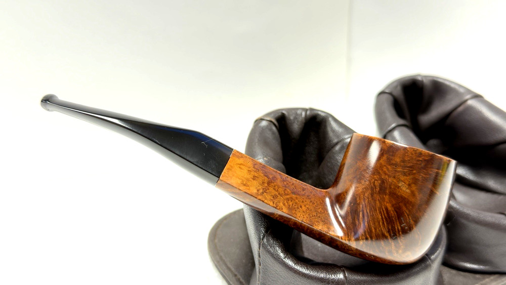 SAVINELLI 123 Smooth 1/8 Bent Pot w Triangular Shank
