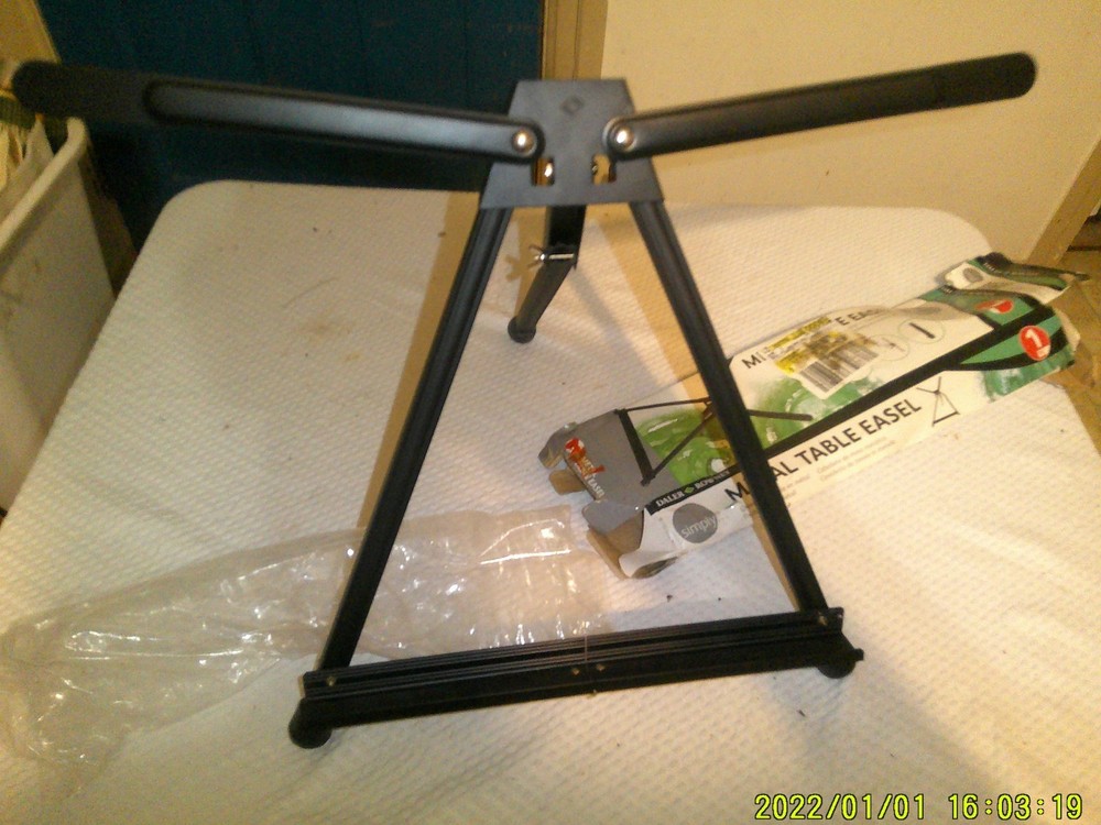 DALER ROWNEY METAL TABLE EASEL