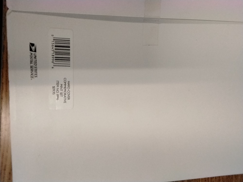 1996 Stamp Yearbook /With Original Stamps From UPS