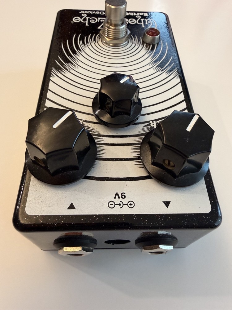 EarthQuaker Devices Ghost Echo V3