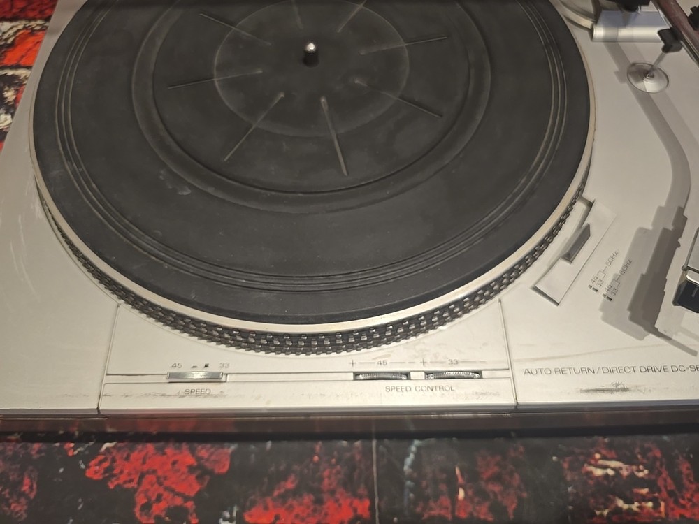 Sanyo Model TP-1012A Direct Drive Turntable - TESTED - NEEDS STYLUS