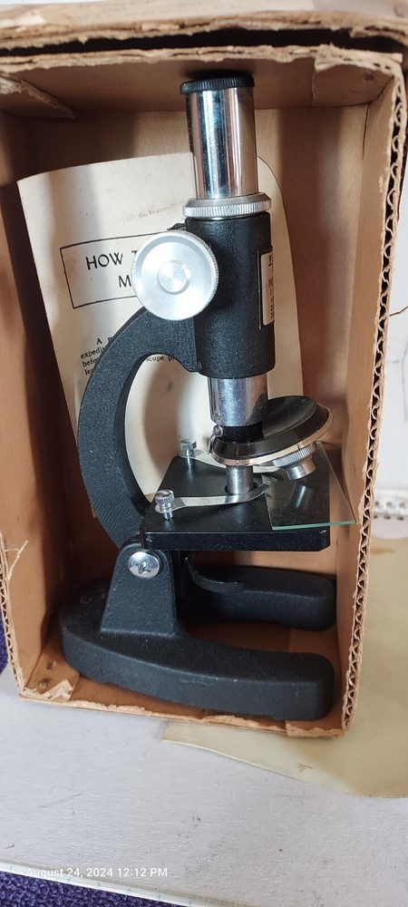 Vintage Par C Model 101 Tiny Microscope