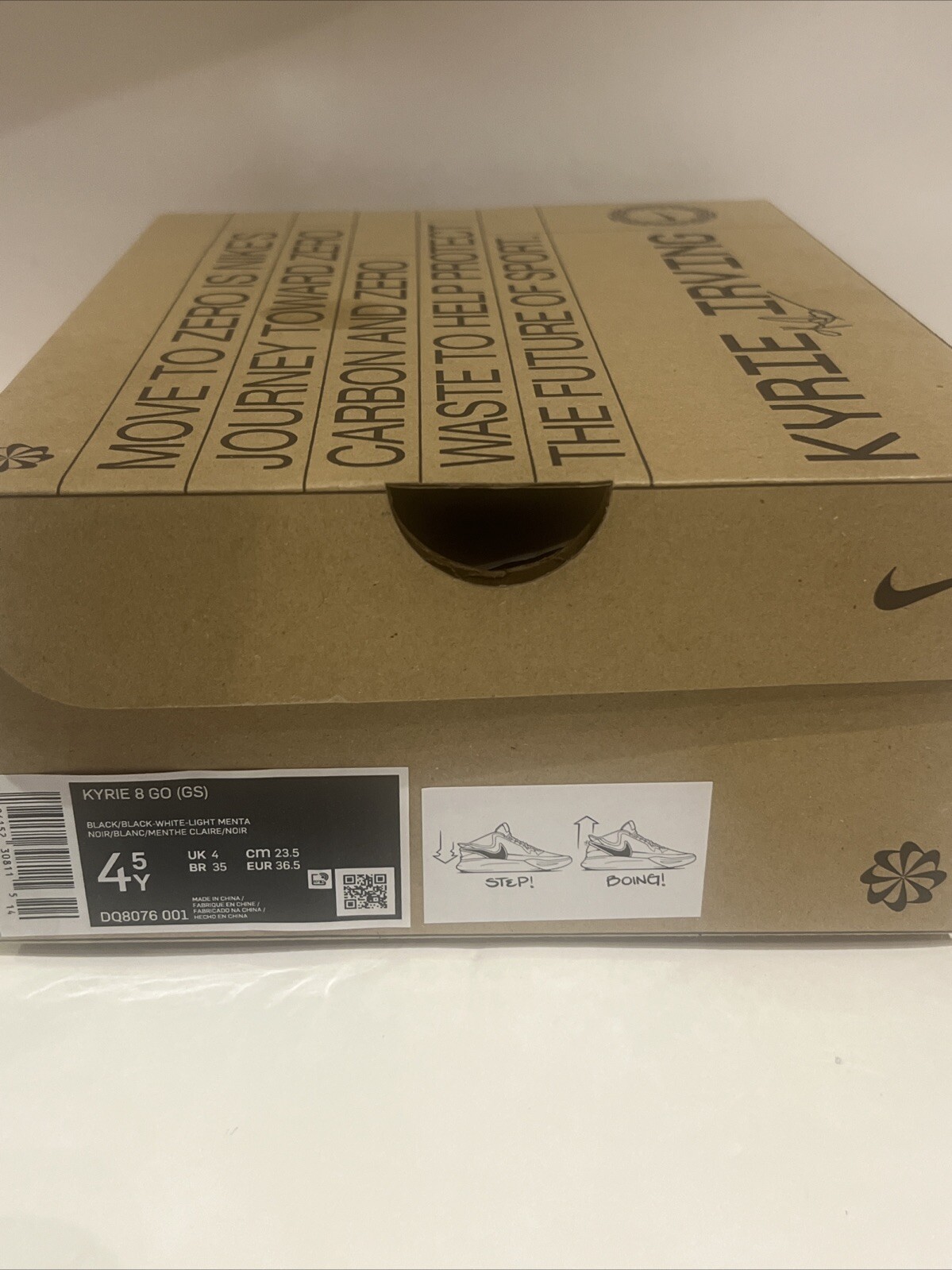 Nike Kyrie 8 GO (GS) DQ8076-001 Black White Light Menta NIB 4.5Y. New Free Shipp