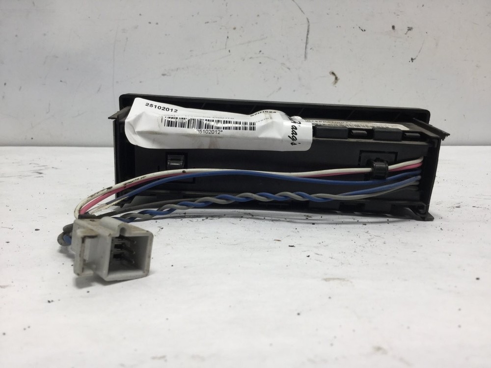 International 4400 SWITCH Dash Panel - Used