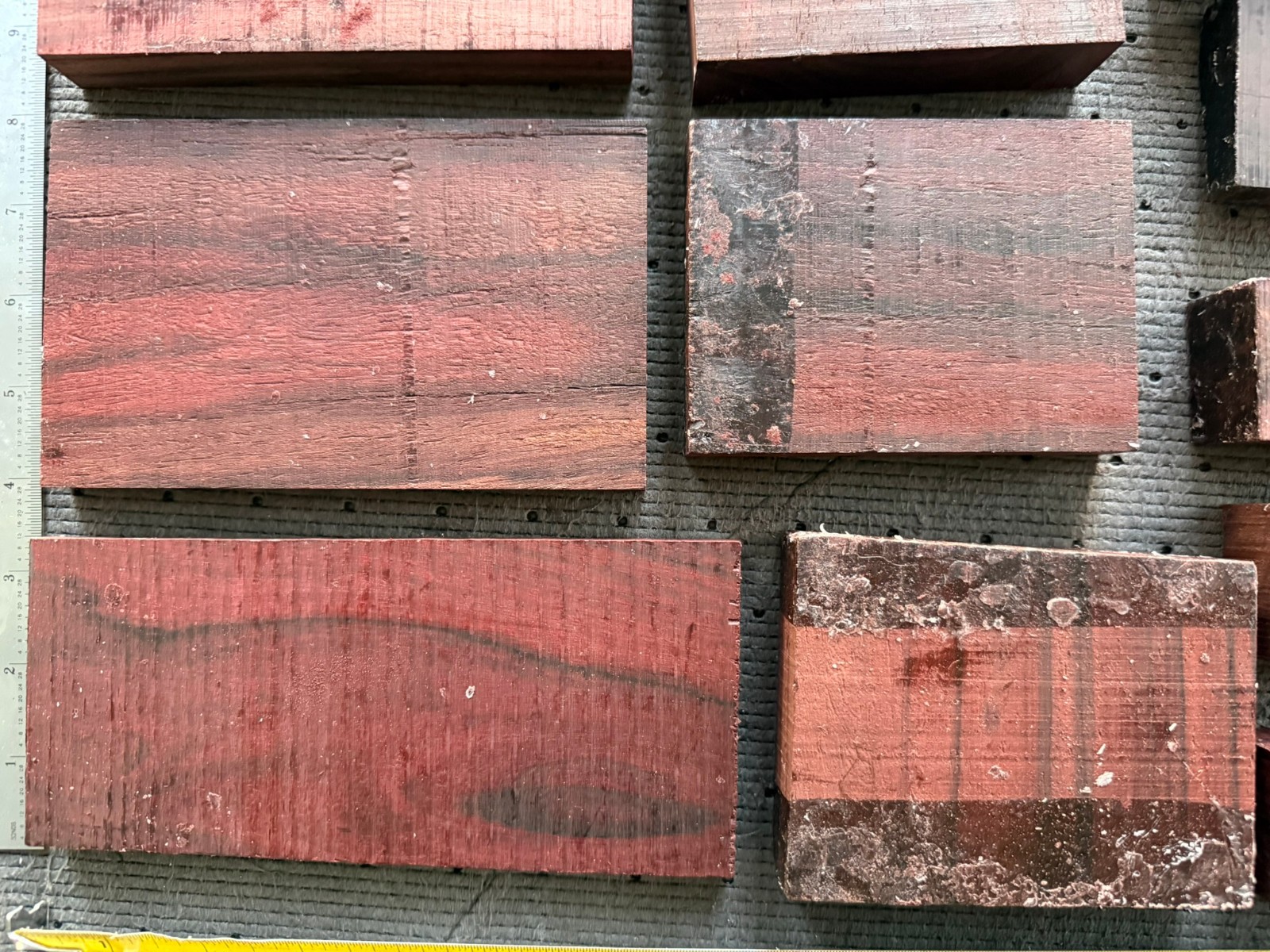 Bois de Rose 7 pounds box #19