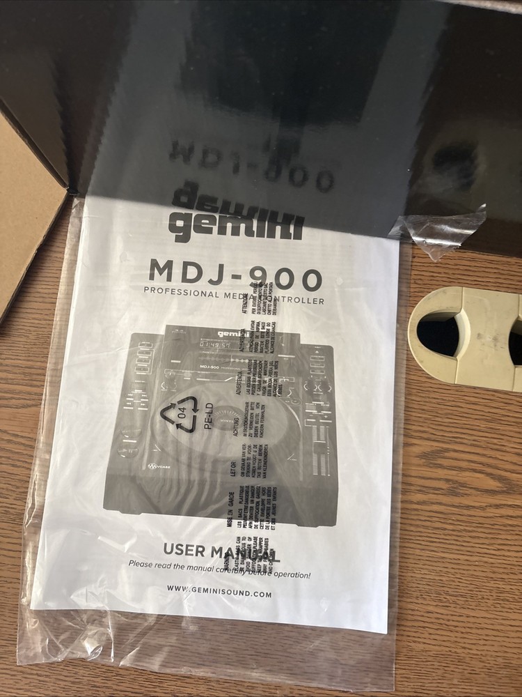 Gemini MDJ-900 USB Media Player and MIDI Controller - NEW