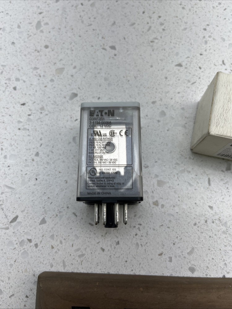 D3RF2R1 Eaton DPDT Octal Relay Full Feature