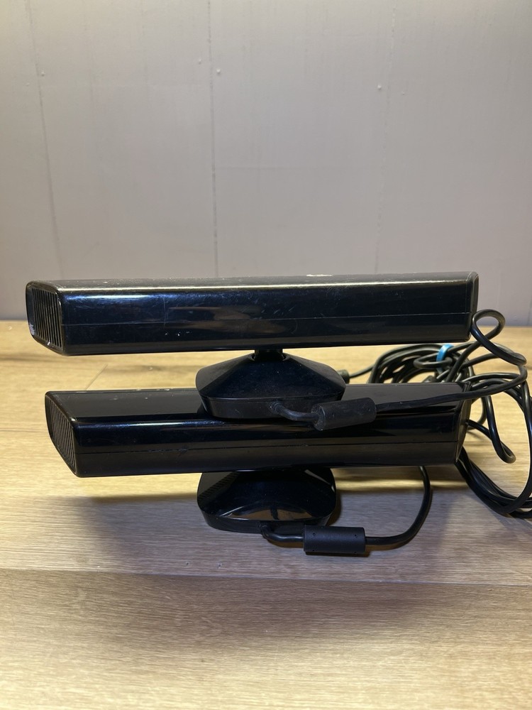 Xbox 360 Kinect Sensor 2pc Untested