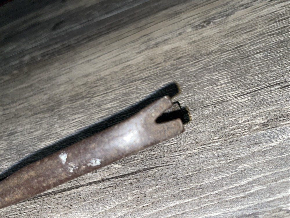 Oak leaf small end nippers pry bar nail puller vintage 6"