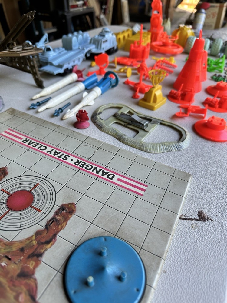 Marx Moon Base