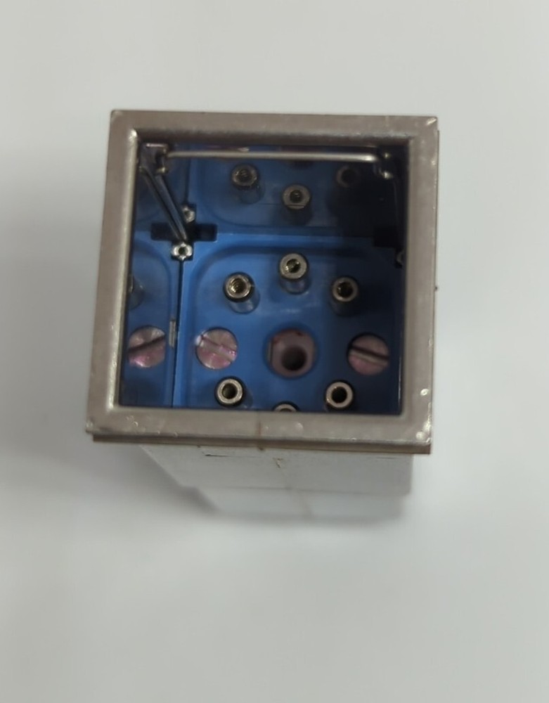 KORRY Switch Case 419-719-4951-025, 81590-8904