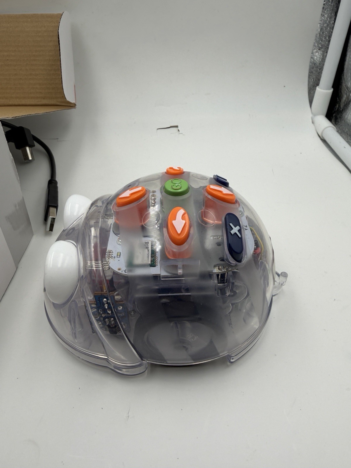 TTS Blue-Bot Bluetooth Programmable Floor Robot - W/Box, Manual & Cable - Tested