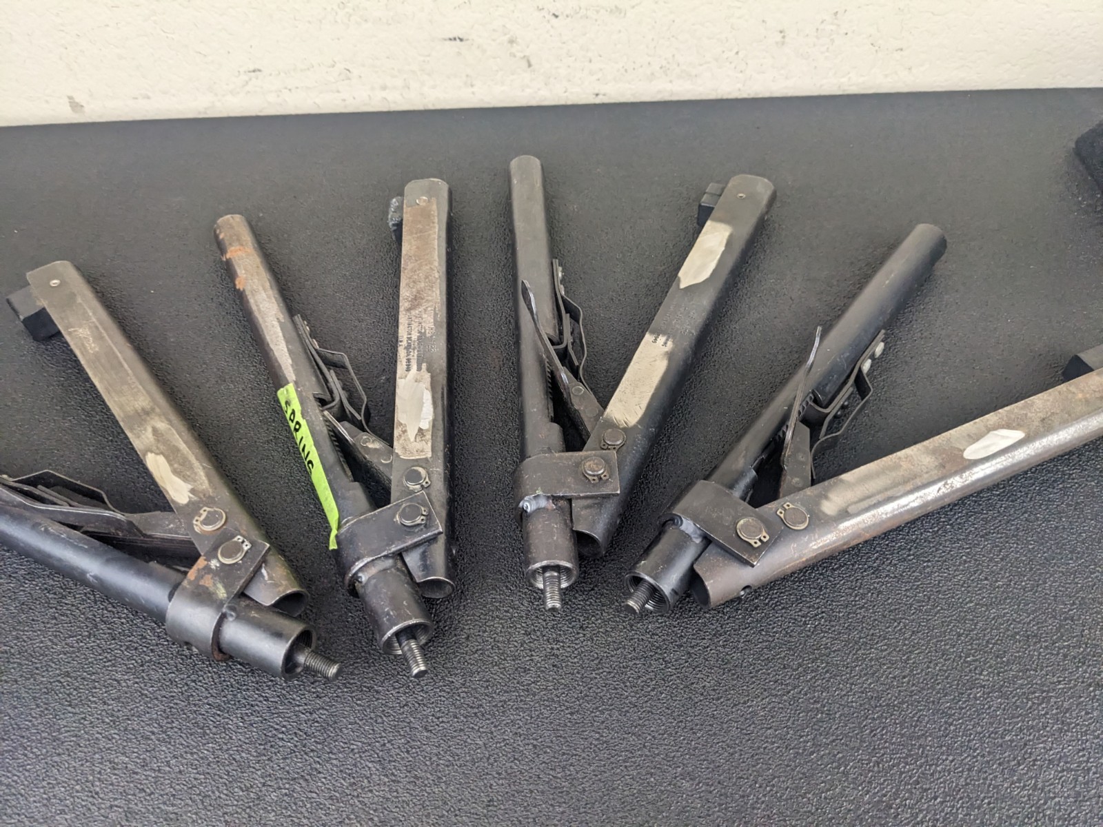 #bl614 Huntington Beach 4pc HBM 122 Rivet Gun Hand Riveter Pulling Aircraft Tool