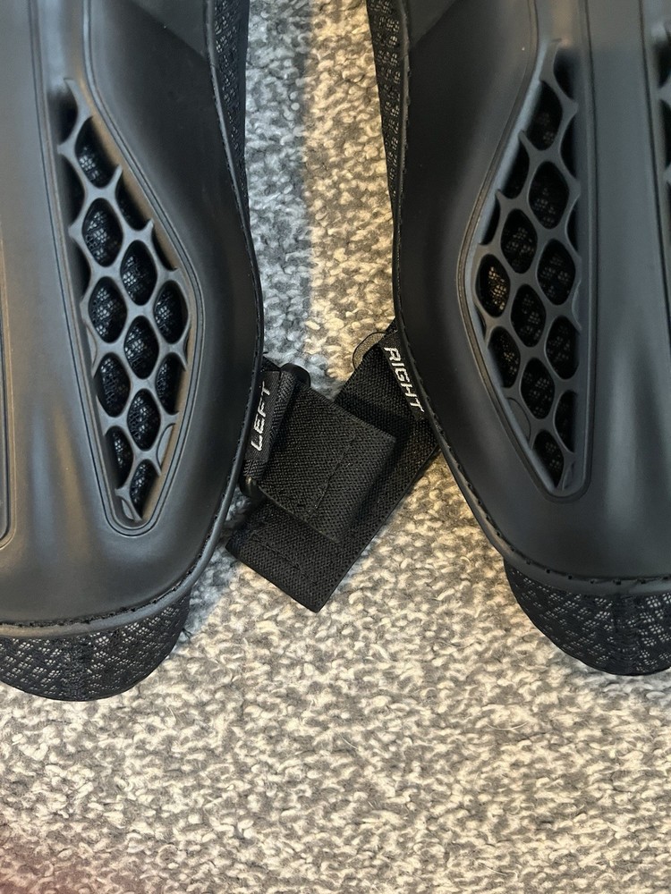 Alpinestars Sequence Knee Protectors Size L/XL