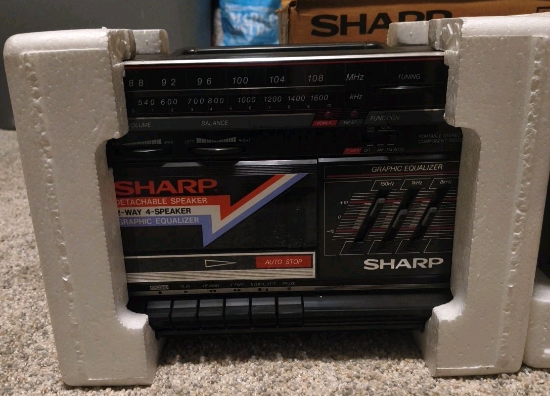 SHARP GF-320 VTG. BOOMBOX STEREO. NEW OLD STOCK