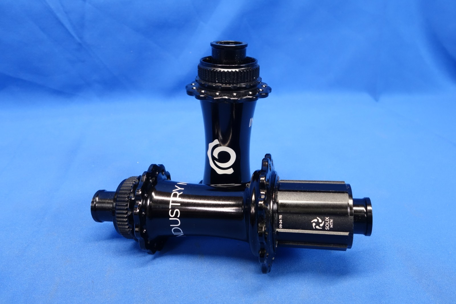 New Industry Nine Solix MTN Boost Disc Hub Set Center Lock 28H *Freehub Options*