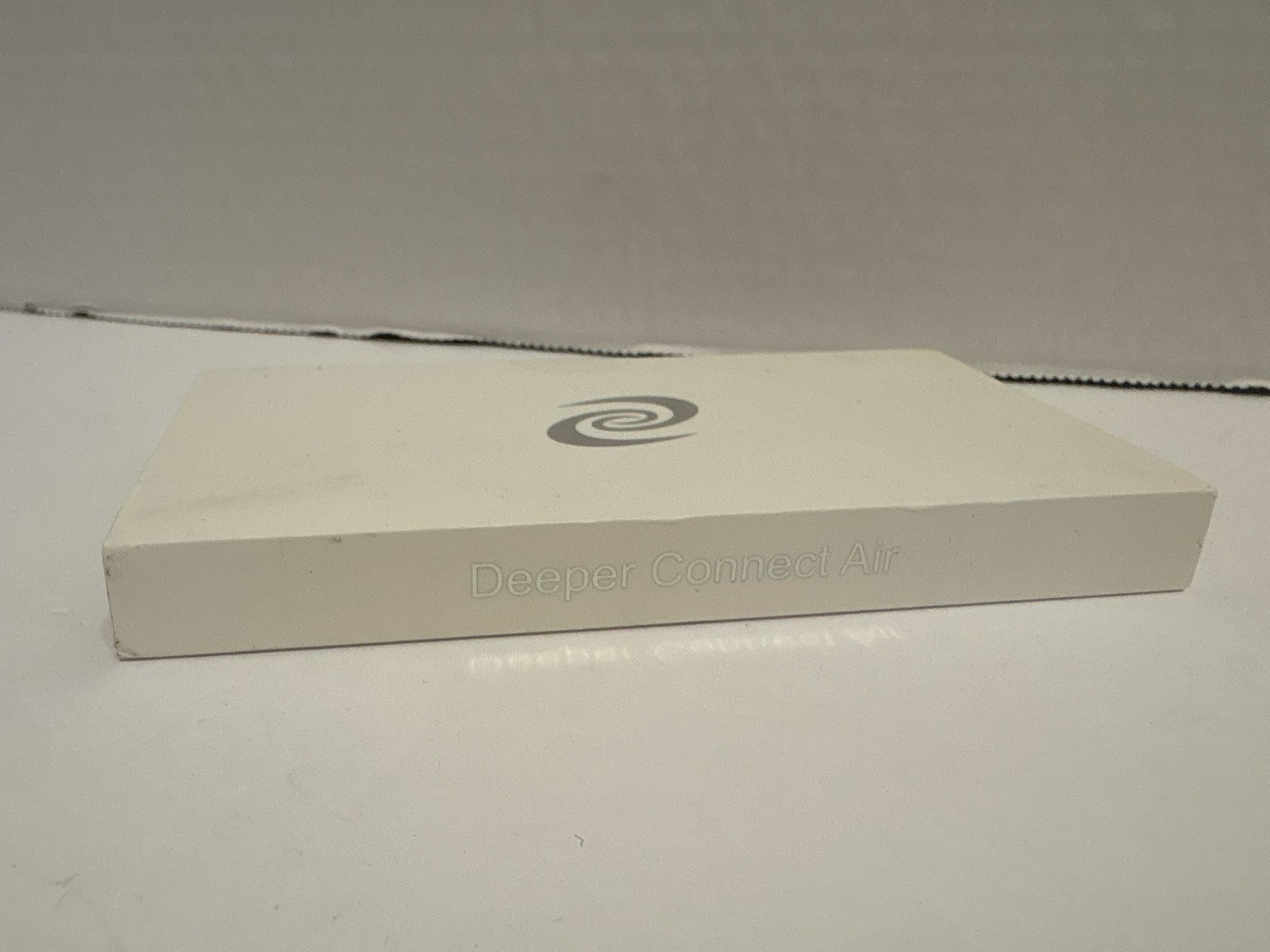 Deeper Network Connect Air Home Network Device 5V/2A Portable Secure Internet