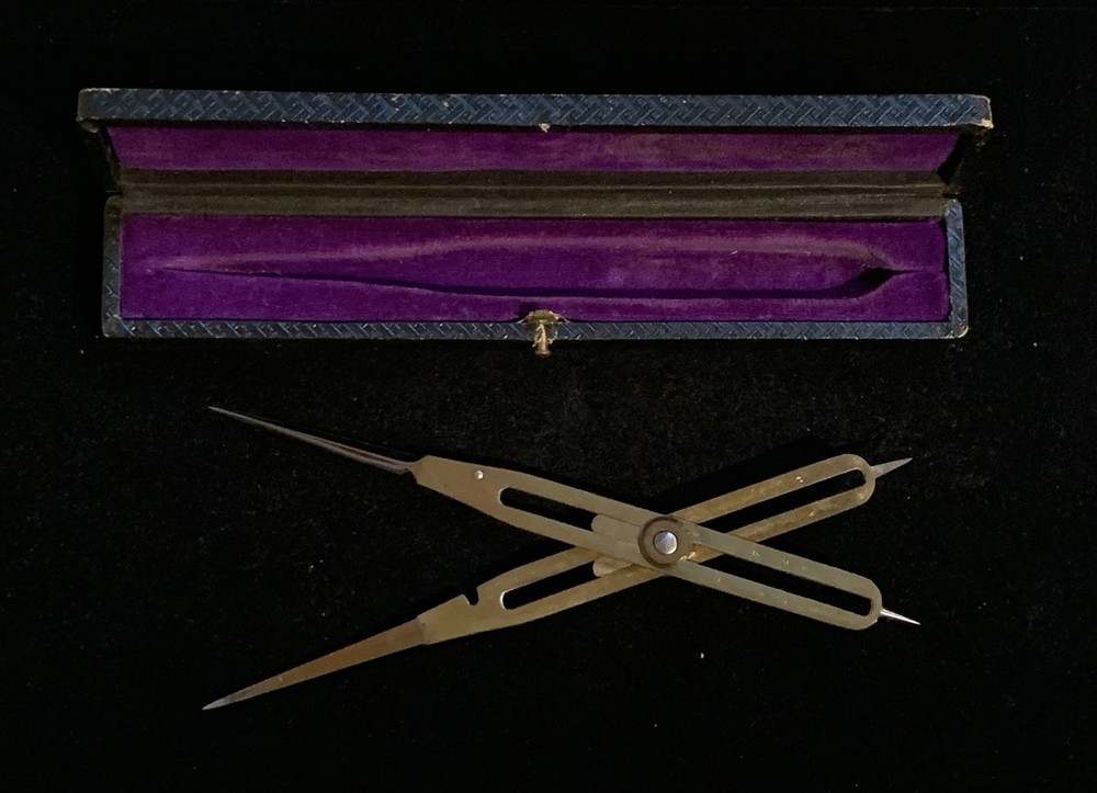 Vintage Drafting Compass With Fitted Box