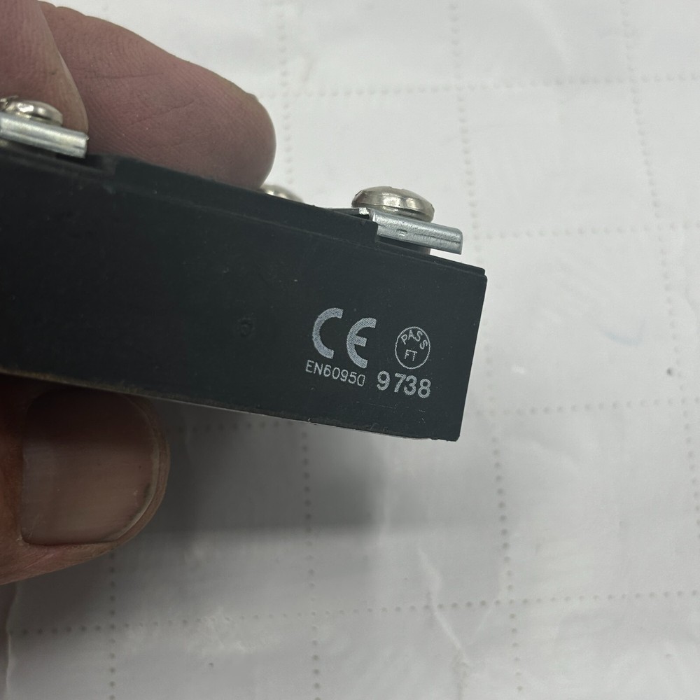 Crydom CSE2425 Solid State Relay, 15-32V, Panel Mount ⭐