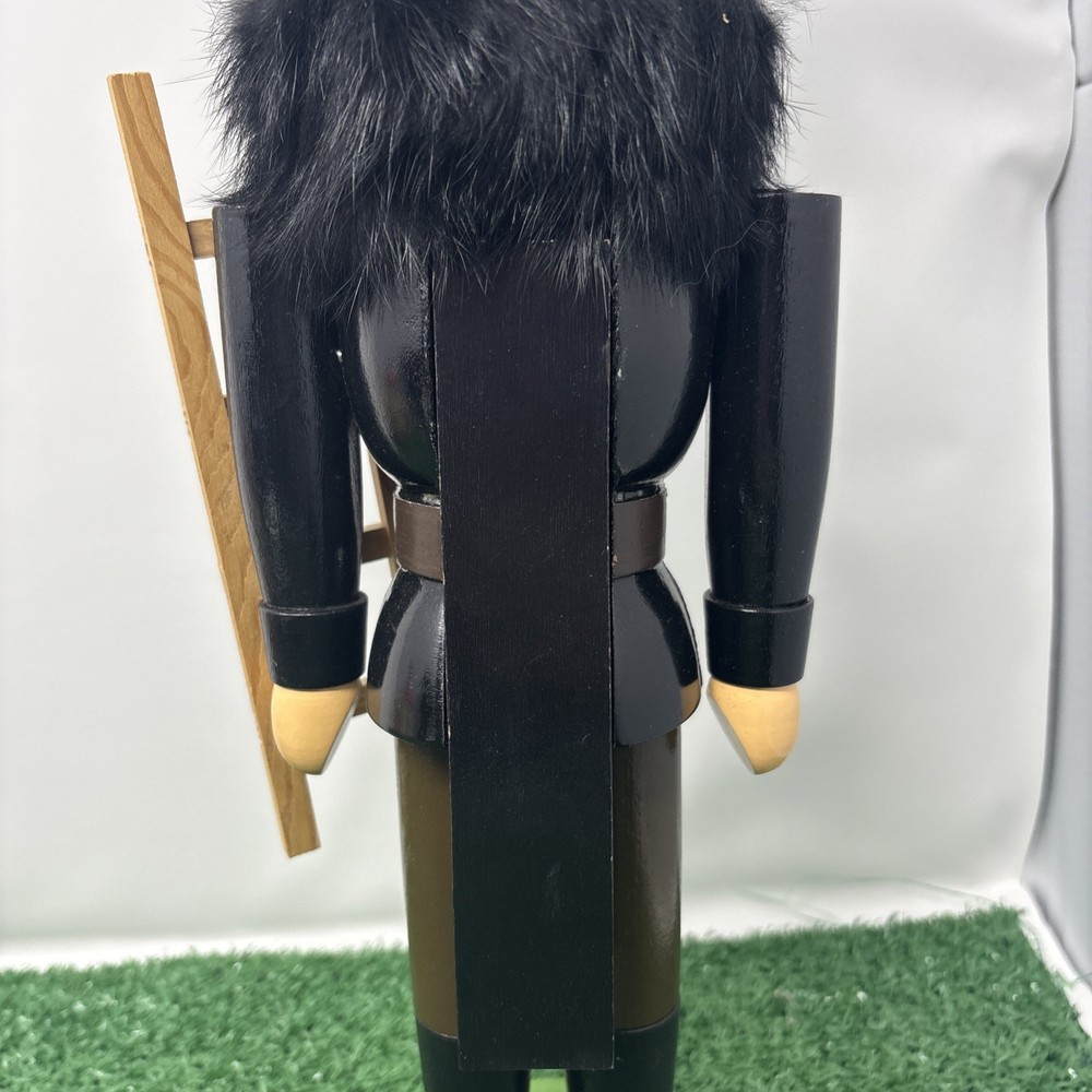 Vero Seiffener Nutcracker Schornsteinfeger 432 005