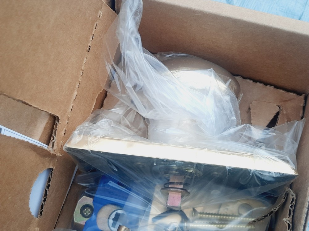 Emtek 8221EUS3NL PRIVACY, Rectangular Rosette, Egg Knob, Unlacquered Brass