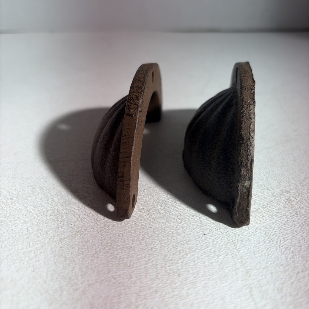 Pair Of Cast Iron Shell Drawer Pulls Handles
